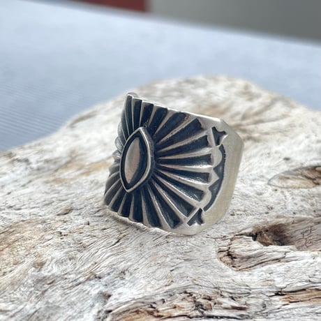 indian jewelry"Derrick Gordon (navajo)"sunbrust ring