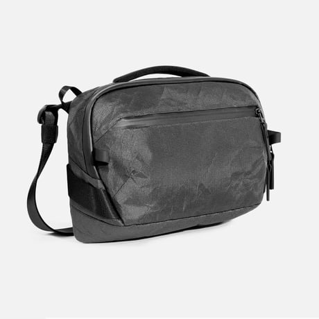 Aer "Day Sling 4 Max Ultra" (black)6.0L