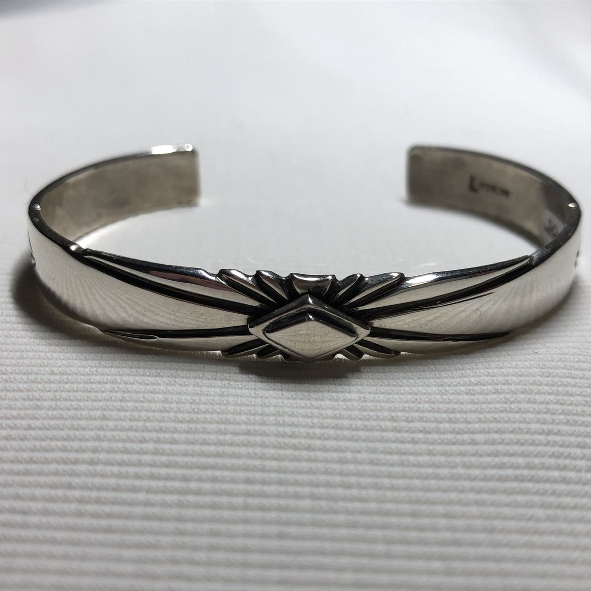 indian jewelry “lutricia yellow hair(navajo)”su