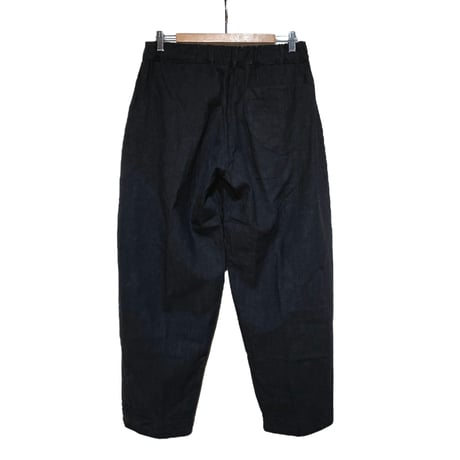 COLINA CAPERTICA "ramie×cotton canvas / peg top easy pants"(burned black) unisex