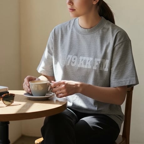 UNDYED 30/PV print-T "79KK FM" (unisex)GR