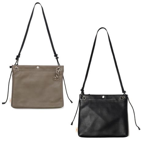 nunc  "Sacoche- Water repellent leather”