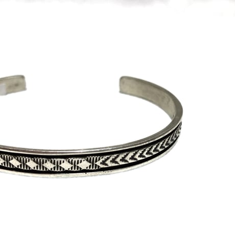 indian jewelry "Bruce Morgan(navajo)" stampwork bangle