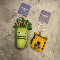 TigreBrocante "Dragon & Tiger face keyholder"