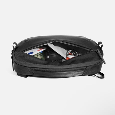 Aer "Day Sling 4 Max" (black)6.0L