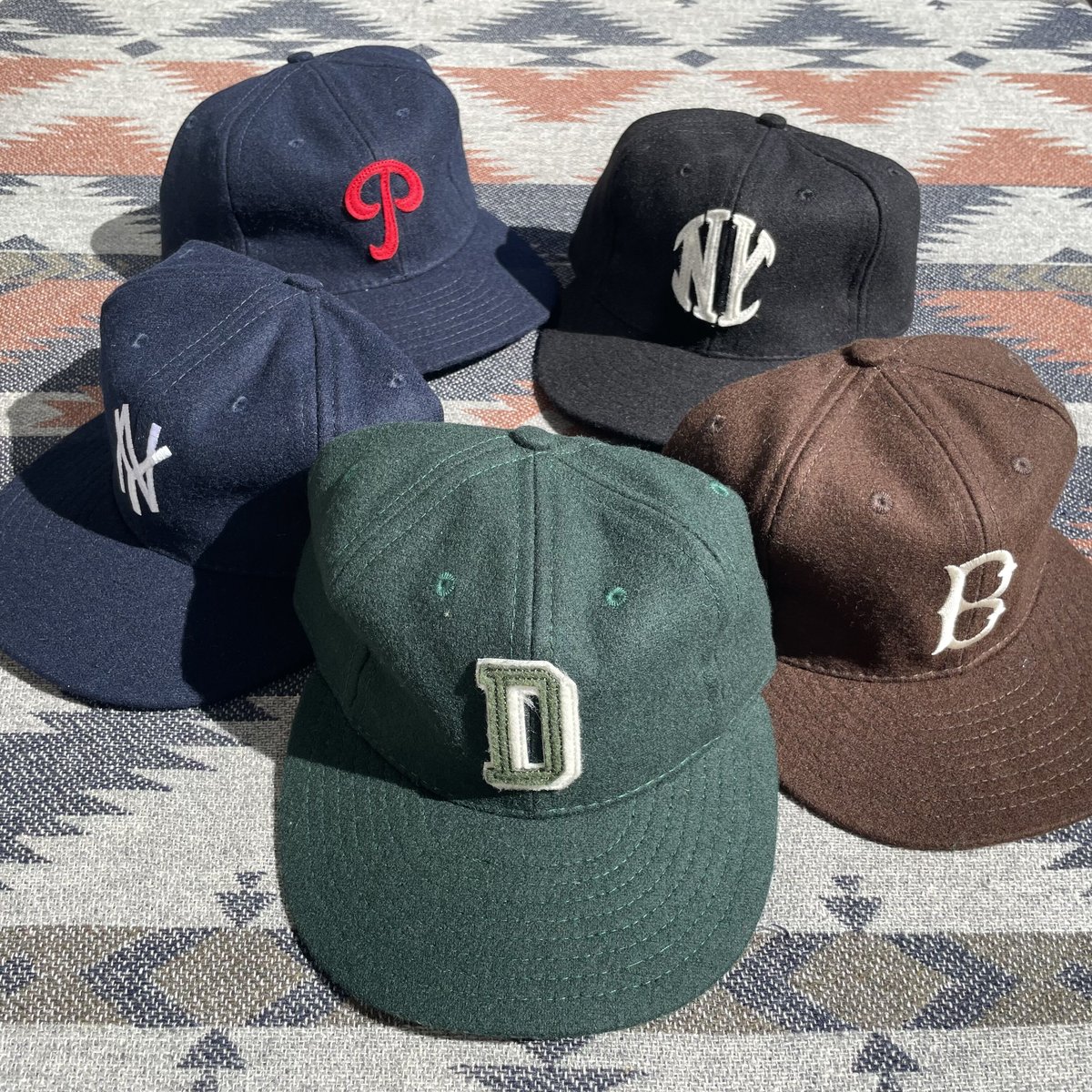 ebbets field flannels キャップ　H　ウール　グレー　赤　緑 ebbets field flannels キャップHウールグレー赤緑