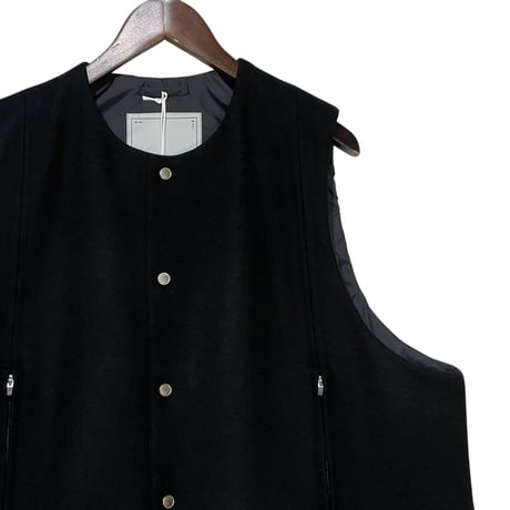 amne "MELTON/QUILT switch vest" (black) unisex