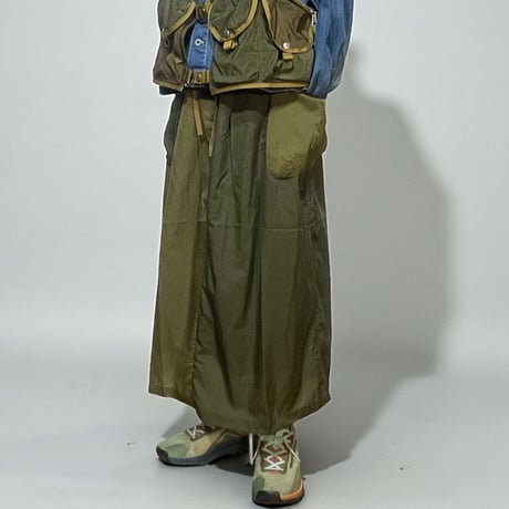 dip ltd "nylon cargo pocket skirt" (olive combi)women's