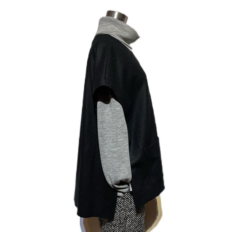 CAERULA"melton vest"(black) women's