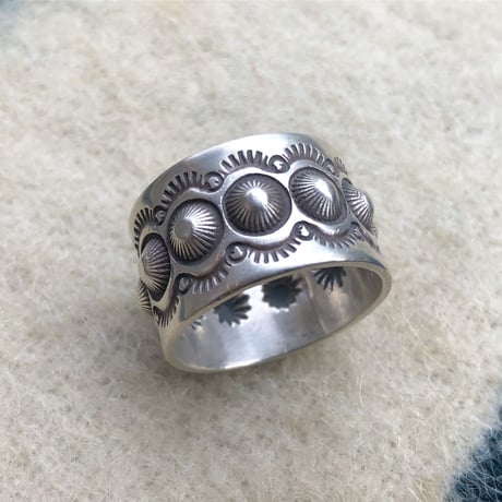 indian jewelry "Herman Smith (navajo)" stering silver  band ring