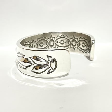 indian jewelry "Ray Adakai (navajo)” 3/4inc w-stamp wide bangle(A)