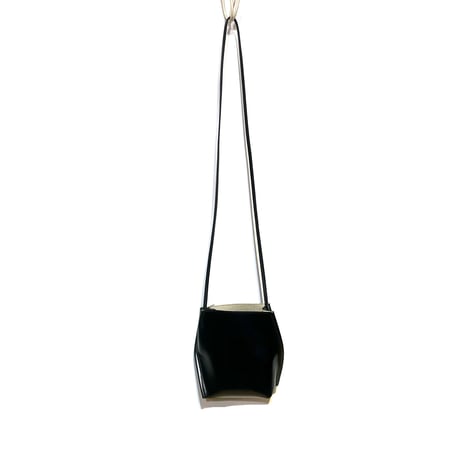 Courtney orla "slope tote mini" PVC×LEATHER (black×pearl gray)