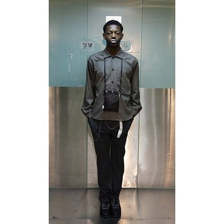 nunc  "Pouch -Water repellent leather ”