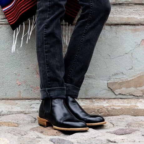 UNMARKED "Chelsea Toro Mini Welt"(women's)
