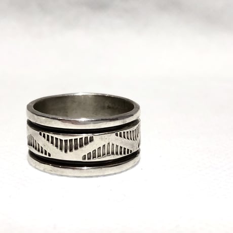 indian jewelry "Bruce Morgan(navajo)" stampwork band ring  wide