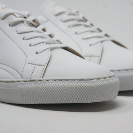 UNMARKED "alvin" polar white unisex