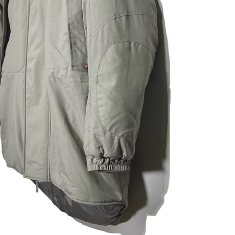 B.A.F社製 "PCU LEVEL7 TYPE-2 MONSTER PARKA"(foliage)