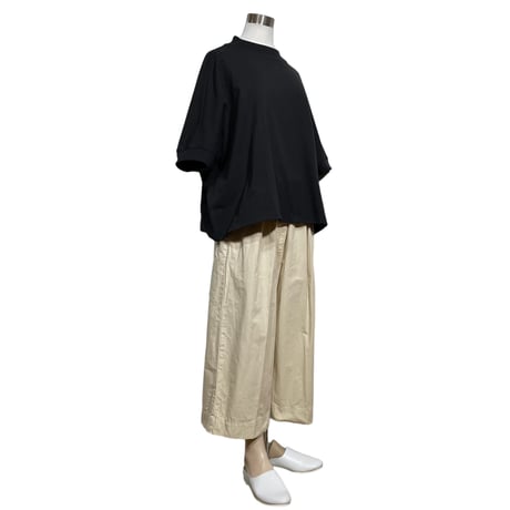 Linen ya"空紡糸度詰め T-shirts"(black)women's