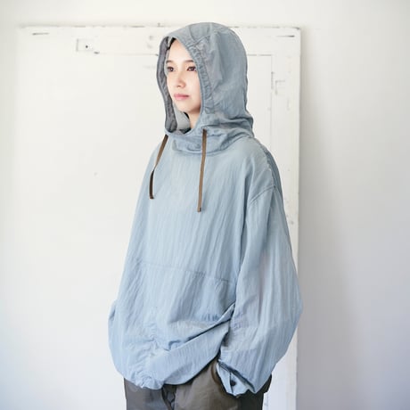 dip ltd "micro ripstop nylon hooded P/O wind shell" (sax) unisex