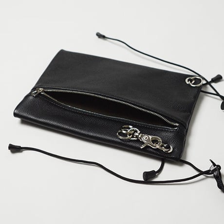 nunc  "Current- Water repellent leather ”
