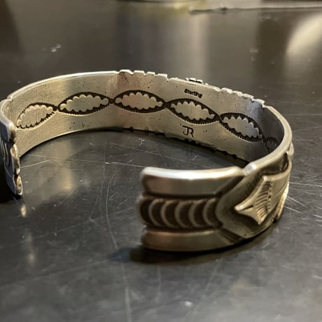 indian jewelry "Raye johnson(navajo)" peyote bird bangle