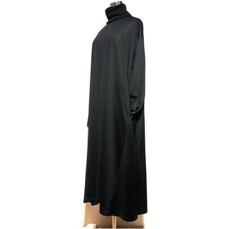 CAERULA"washable wool jersey HN backflare OP"(black) women's