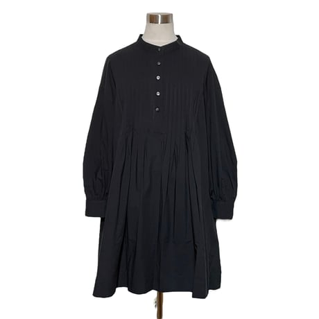 Linen ya"pin tuck blouse P/O"(black)women's