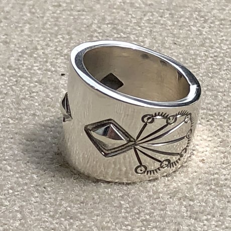 indian jewelry "Herman Smith (navajo)" 10gauge silver ring