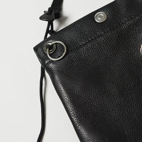 nunc  "Pouch -Water repellent leather ”