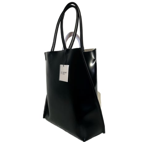 Courtney orla "slope tote w shoulder handle" PVC×LEATHER (black×pearl gray)