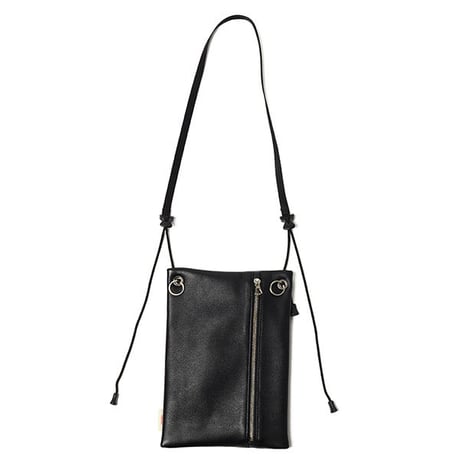 nunc  "Current- Water repellent leather ”