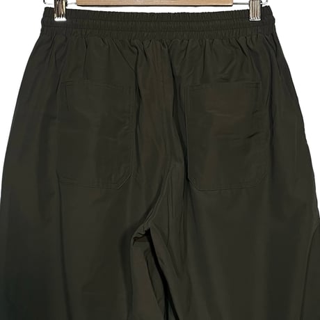 FLISTFIA "nylon Track Pants" (smoke olive) unisex