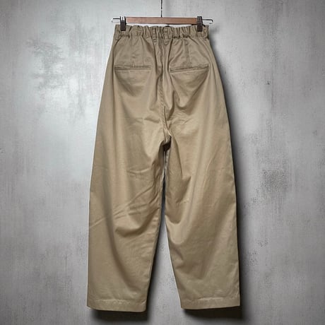 CAERULA PER LIGHTS"chino tuck pants"(beige)unisex