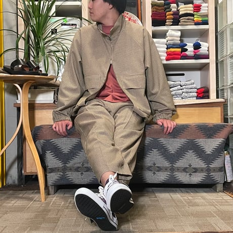 amne"NON MULESED CHECK"covered blouson(ivory)unisex