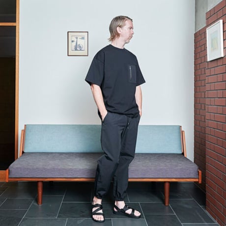 FLISTFIA"Zip Pocket T-shirts"(black)unisex