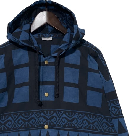 Jawndi "snap button hoodie" batik strip barong(nvy×blk)