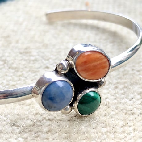 indian jewelry "TS" (navajo) 3 stone bangle women's