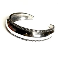 【希少】インディアンジュエリー　Kris Sekaquaptewa キューブ indian jewelry 