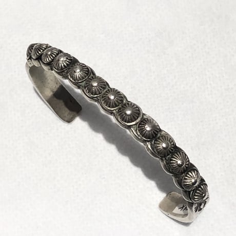 indian jewelry "Martha Cayatineto(navajo)"concho applique bangle