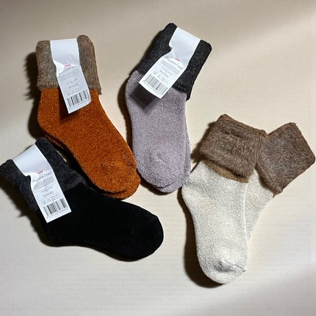 decka quality socks"showatabe"Furry Socks | Short Length(women's)