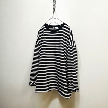 CAERULA PER LIGHTS"border long T"(black)unisex