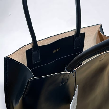 Courtney orla "slope tote w shoulder handle" PVC×LEATHER (black×iviory)