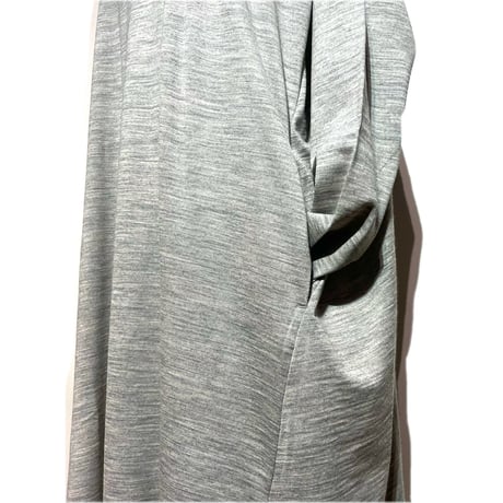 CAERULA"washable wool jersey HN backflare OP"(top gray) women's