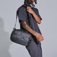 Aer "Day Sling 4 Max Ultra" (black)6.0L