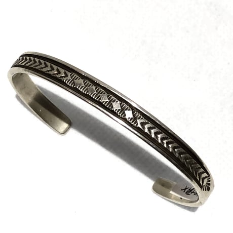 indian jewelry "Bruce Morgan(navajo)" stampwork bangle