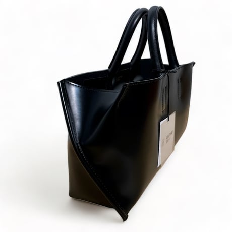 Courtney orla "slope zip wide tote S" PVC×LEATHER (black×black)