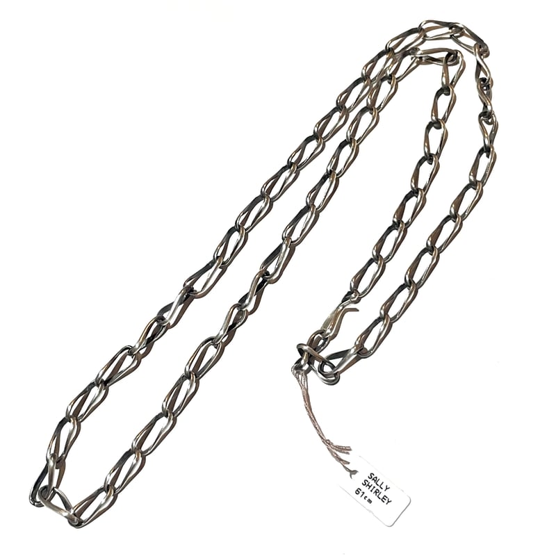 Navajo Sally Shirley シルバーチェーンネックレス ナバホ族 Sally Shirley /ハンドメイドシルバーチェーン12x5mm