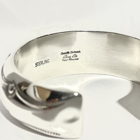 indian jewelry "Orville Tsinnie (navajo)” dome wide bangle