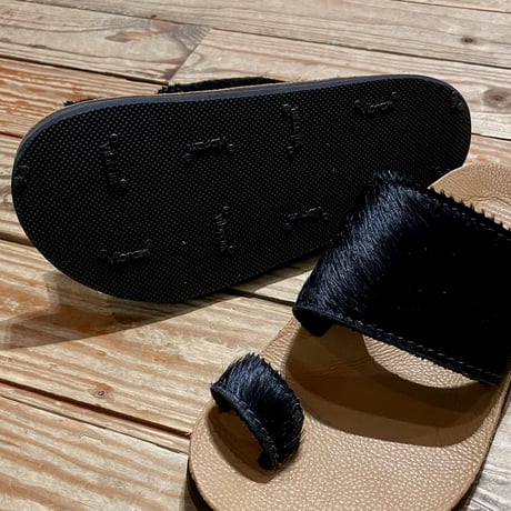 SANDALMAN "toe loop double sole" (cow hair) unisex