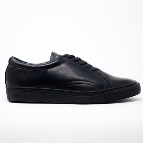 UNMARKED "alvin"(black) unisex